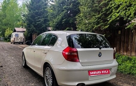 BMW 1 серия, 2010 год, 980 000 рублей, 4 фотография