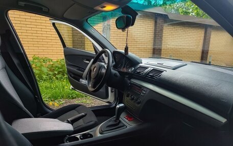 BMW 1 серия, 2010 год, 980 000 рублей, 10 фотография