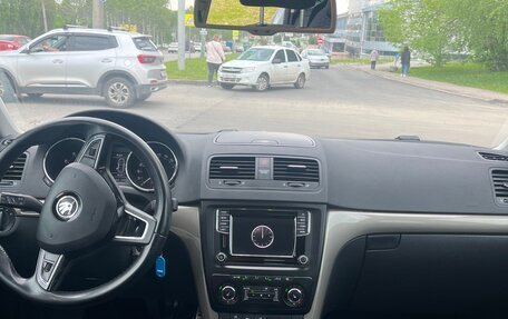 Skoda Yeti I рестайлинг, 2015 год, 1 285 000 рублей, 8 фотография