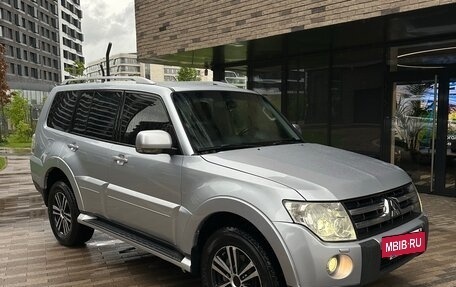 Mitsubishi Pajero IV, 2006 год, 1 225 000 рублей, 2 фотография