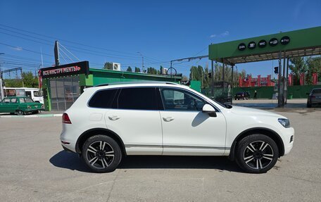 Volkswagen Touareg III, 2011 год, 2 090 000 рублей, 6 фотография