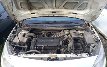 Opel Astra J, 2011 год, 420 000 рублей, 10 фотография