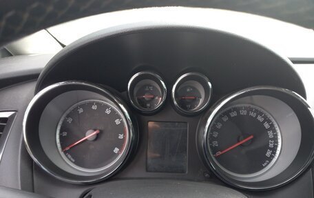 Opel Astra J, 2011 год, 420 000 рублей, 9 фотография