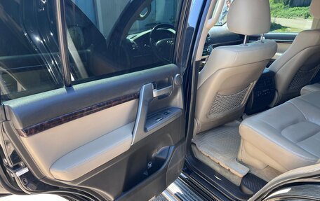 Toyota Land Cruiser 200, 2010 год, 2 850 000 рублей, 22 фотография