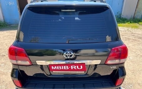 Toyota Land Cruiser 200, 2010 год, 2 850 000 рублей, 14 фотография