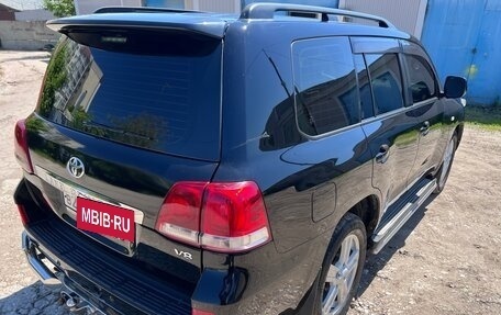 Toyota Land Cruiser 200, 2010 год, 2 850 000 рублей, 15 фотография