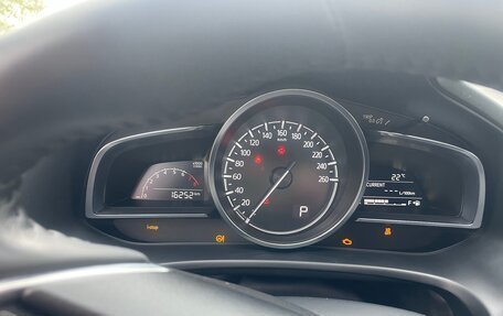 Mazda CX-4, 2023 год, 3 200 000 рублей, 9 фотография
