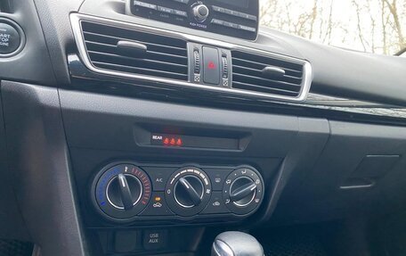 Mazda 3, 2014 год, 1 640 000 рублей, 11 фотография