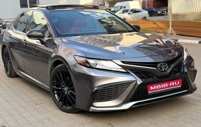 Toyota Camry, 2021 год, 3 000 000 рублей, 1 фотография