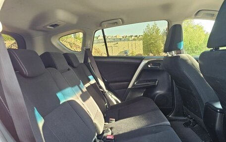 Toyota RAV4, 2014 год, 2 045 000 рублей, 17 фотография