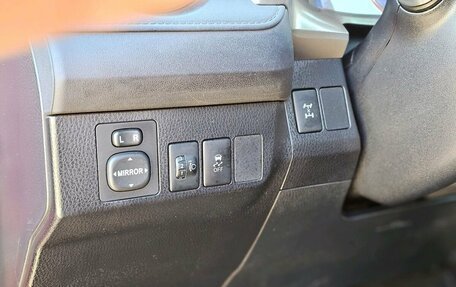 Toyota RAV4, 2014 год, 2 045 000 рублей, 28 фотография