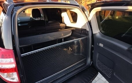 Toyota RAV4, 2011 год, 1 750 000 рублей, 13 фотография