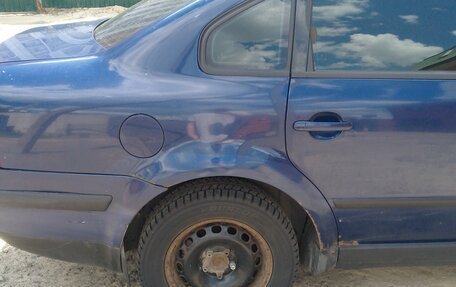Volkswagen Passat B5+ рестайлинг, 1998 год, 110 000 рублей, 4 фотография