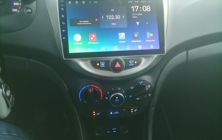 Hyundai Solaris II рестайлинг, 2016 год, 820 000 рублей, 17 фотография