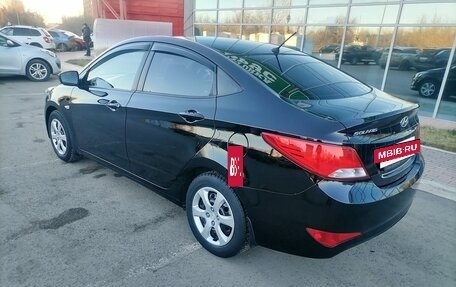 Hyundai Solaris II рестайлинг, 2016 год, 820 000 рублей, 3 фотография
