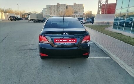 Hyundai Solaris II рестайлинг, 2016 год, 820 000 рублей, 4 фотография