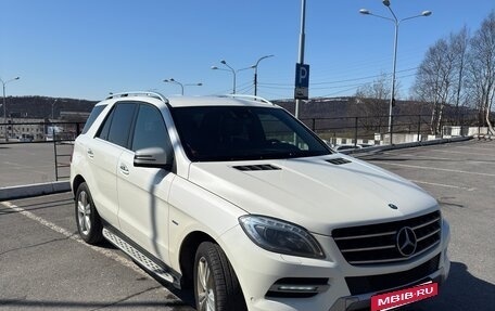 Mercedes-Benz M-Класс, 2012 год, 2 850 000 рублей, 3 фотография