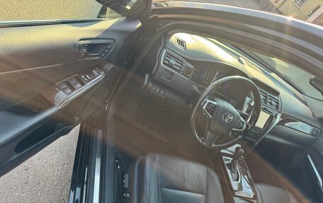 Toyota Camry, 2017 год, 2 400 000 рублей, 17 фотография