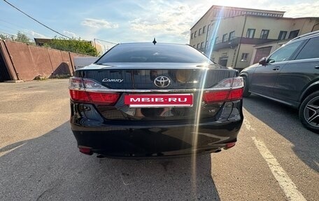 Toyota Camry, 2017 год, 2 400 000 рублей, 3 фотография