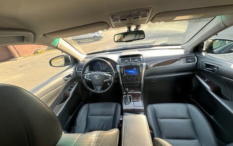 Toyota Camry, 2017 год, 2 400 000 рублей, 25 фотография