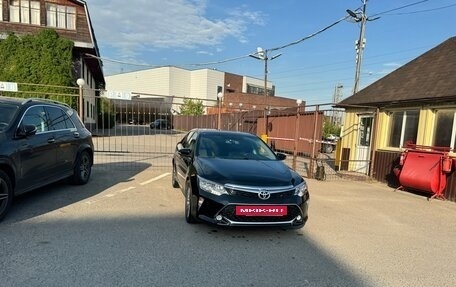 Toyota Camry, 2017 год, 2 400 000 рублей, 14 фотография