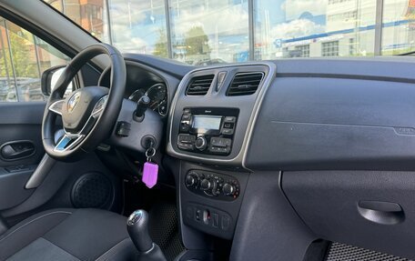 Renault Sandero II рестайлинг, 2019 год, 1 248 000 рублей, 10 фотография