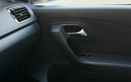 Volkswagen Polo VI (EU Market), 2015 год, 740 000 рублей, 17 фотография
