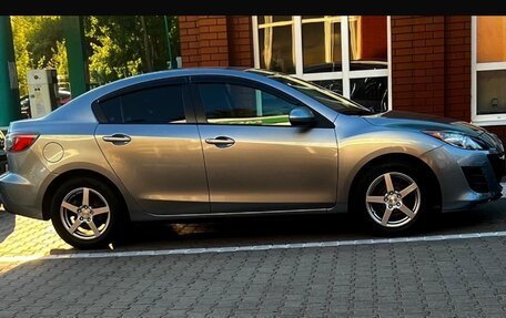 Mazda 3, 2010 год, 900 000 рублей, 2 фотография