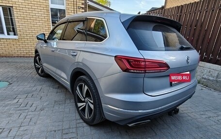 Volkswagen Touareg III, 2019 год, 4 990 000 рублей, 6 фотография