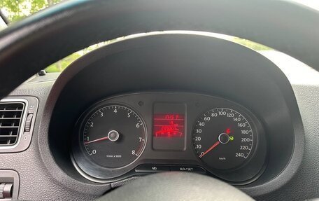 Volkswagen Polo VI (EU Market), 2011 год, 750 000 рублей, 14 фотография