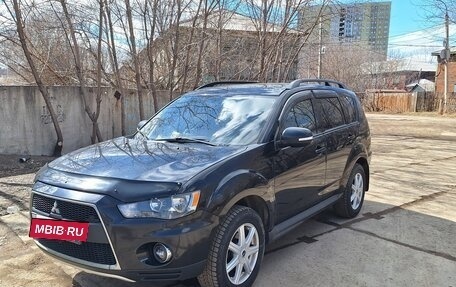 Mitsubishi Outlander III рестайлинг 3, 2011 год, 1 250 000 рублей, 2 фотография