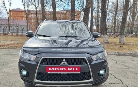 Mitsubishi Outlander III рестайлинг 3, 2011 год, 1 250 000 рублей, 9 фотография