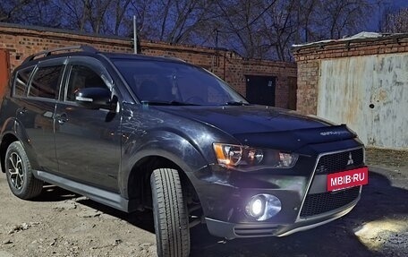 Mitsubishi Outlander III рестайлинг 3, 2011 год, 1 250 000 рублей, 20 фотография