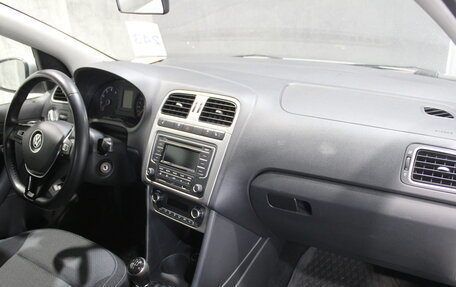 Volkswagen Polo VI (EU Market), 2015 год, 835 000 рублей, 4 фотография