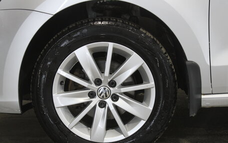 Volkswagen Polo VI (EU Market), 2015 год, 835 000 рублей, 13 фотография
