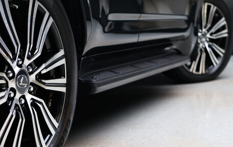 Lexus LX, 2022 год, 13 000 000 рублей, 16 фотография