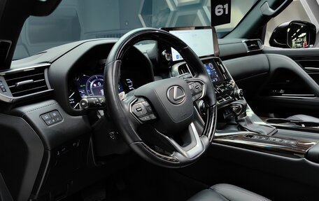 Lexus LX, 2022 год, 13 000 000 рублей, 18 фотография