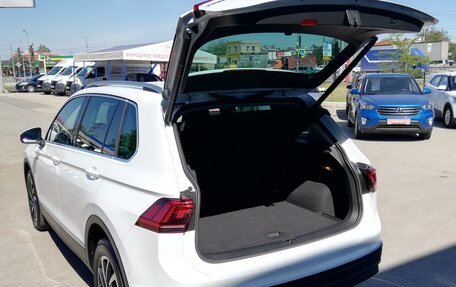 Volkswagen Tiguan II, 2018 год, 2 249 000 рублей, 13 фотография