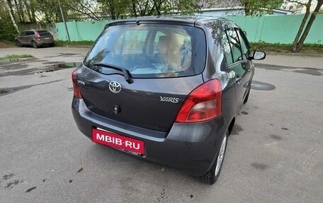 Toyota Yaris III рестайлинг, 2008 год, 500 000 рублей, 10 фотография