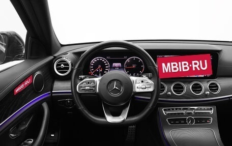 Mercedes-Benz E-Класс, 2020 год, 3 690 000 рублей, 9 фотография