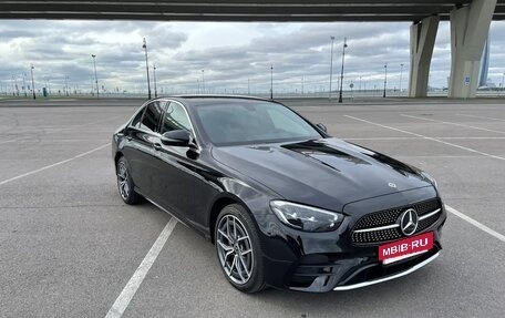 Mercedes-Benz E-Класс, 2021 год, 4 250 000 рублей, 3 фотография