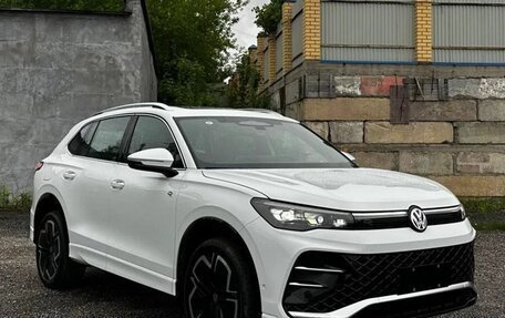 Volkswagen Tiguan, 2024 год, 4 567 000 рублей, 3 фотография