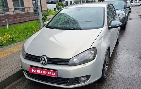 Volkswagen Golf VI, 2012 год, 650 000 рублей, 1 фотография