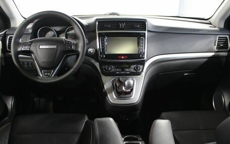 Haval H6, 2019 год, 1 370 000 рублей, 15 фотография