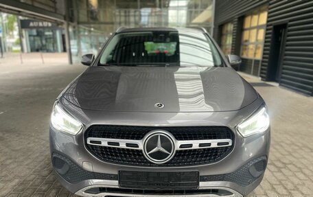 Mercedes-Benz GLA, 2021 год, 3 700 000 рублей, 2 фотография