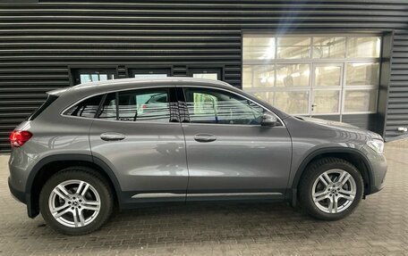 Mercedes-Benz GLA, 2021 год, 3 700 000 рублей, 4 фотография