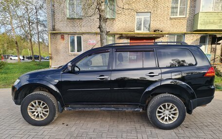 Mitsubishi Pajero Sport II рестайлинг, 2011 год, 2 000 000 рублей, 10 фотография