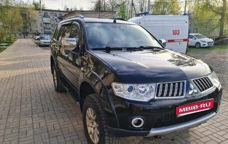 Mitsubishi Pajero Sport II рестайлинг, 2011 год, 2 000 000 рублей, 3 фотография