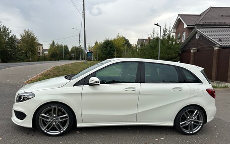 Mercedes-Benz B-Класс, 2017 год, 2 300 000 рублей, 2 фотография