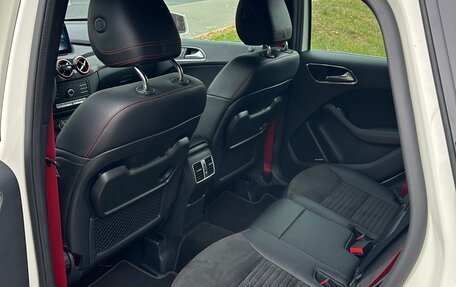 Mercedes-Benz B-Класс, 2017 год, 2 300 000 рублей, 12 фотография